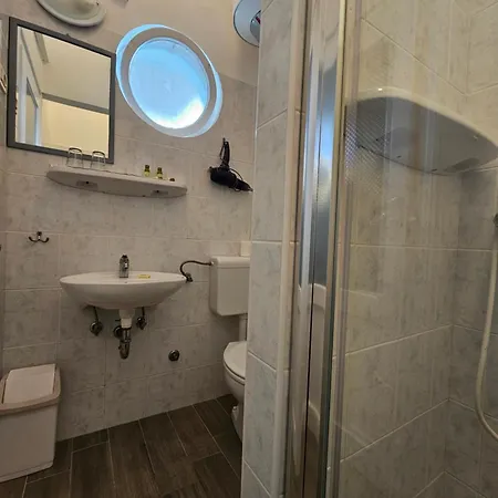 Apartments & Rooms Mikleus Apartment Moscenicka Draga