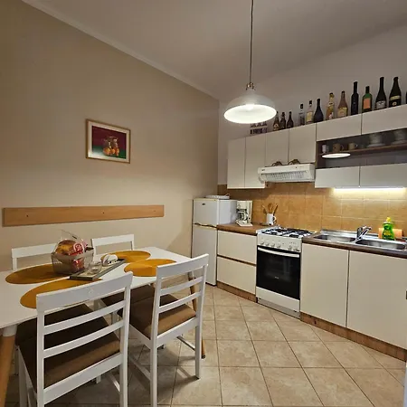 Apartments & Rooms Mikleus Moscenicka Draga