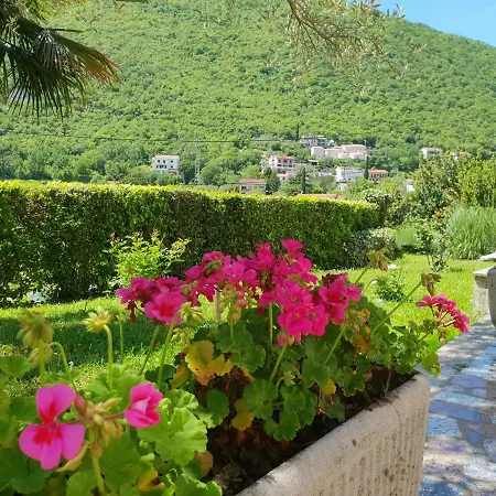 Apartment Apartments & Rooms Mikleus Moscenicka Draga