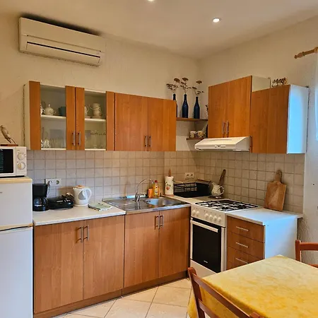 & Mikleus Apartament